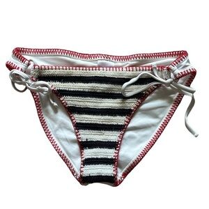 GUC Xhilaration Bikini bottoms 🌈